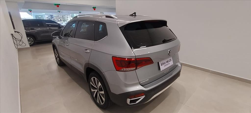 TAOS 1.4 250 TSI TOTAL FLEX HIGHLINE AUTOMÁTICO5