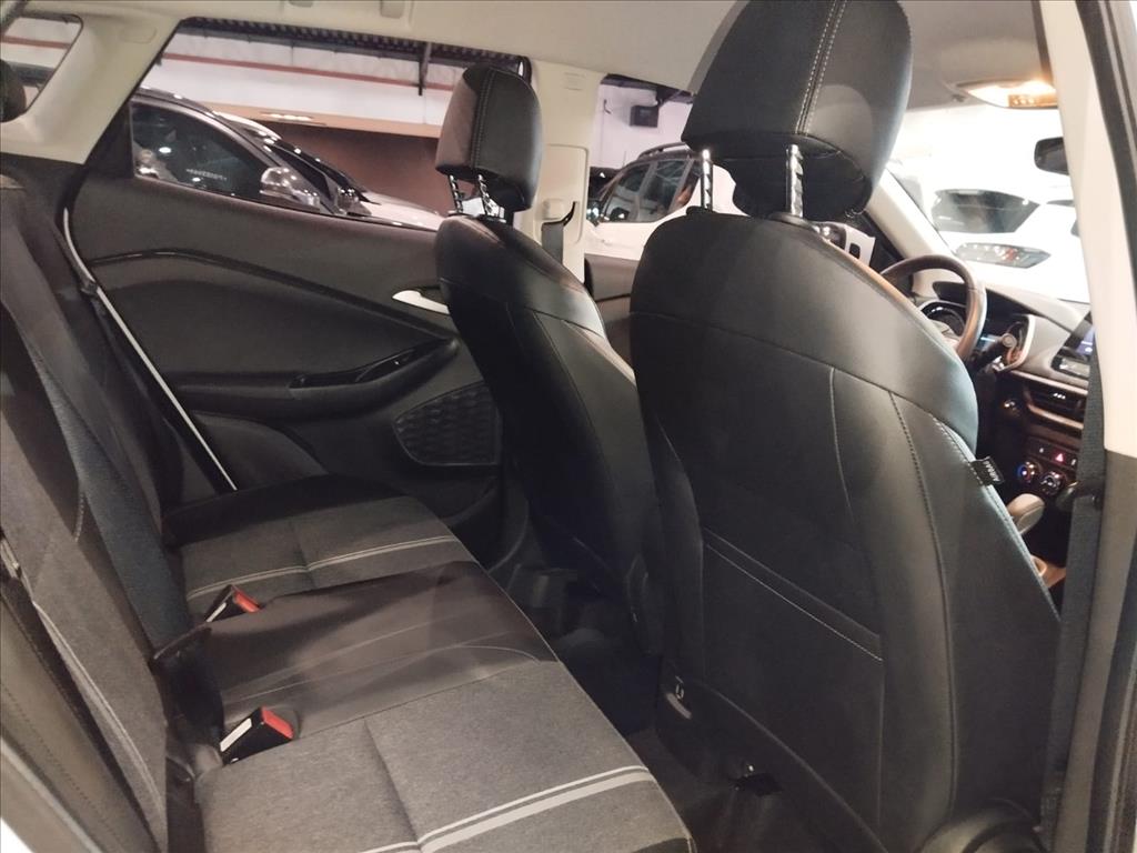 TRACKER 1.0 TURBO FLEX LTZ AUTOMÁTICO13