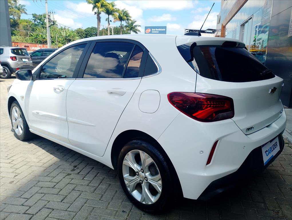 ONIX 1.0 TURBO FLEX PREMIER AUTOMÁTICO5