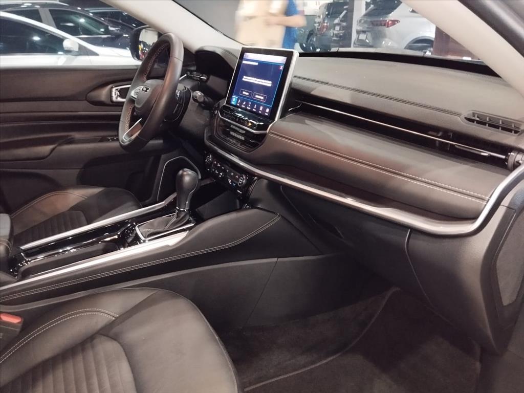 COMMANDER 1.3 T270 TURBO FLEX LONGITUDE AT613