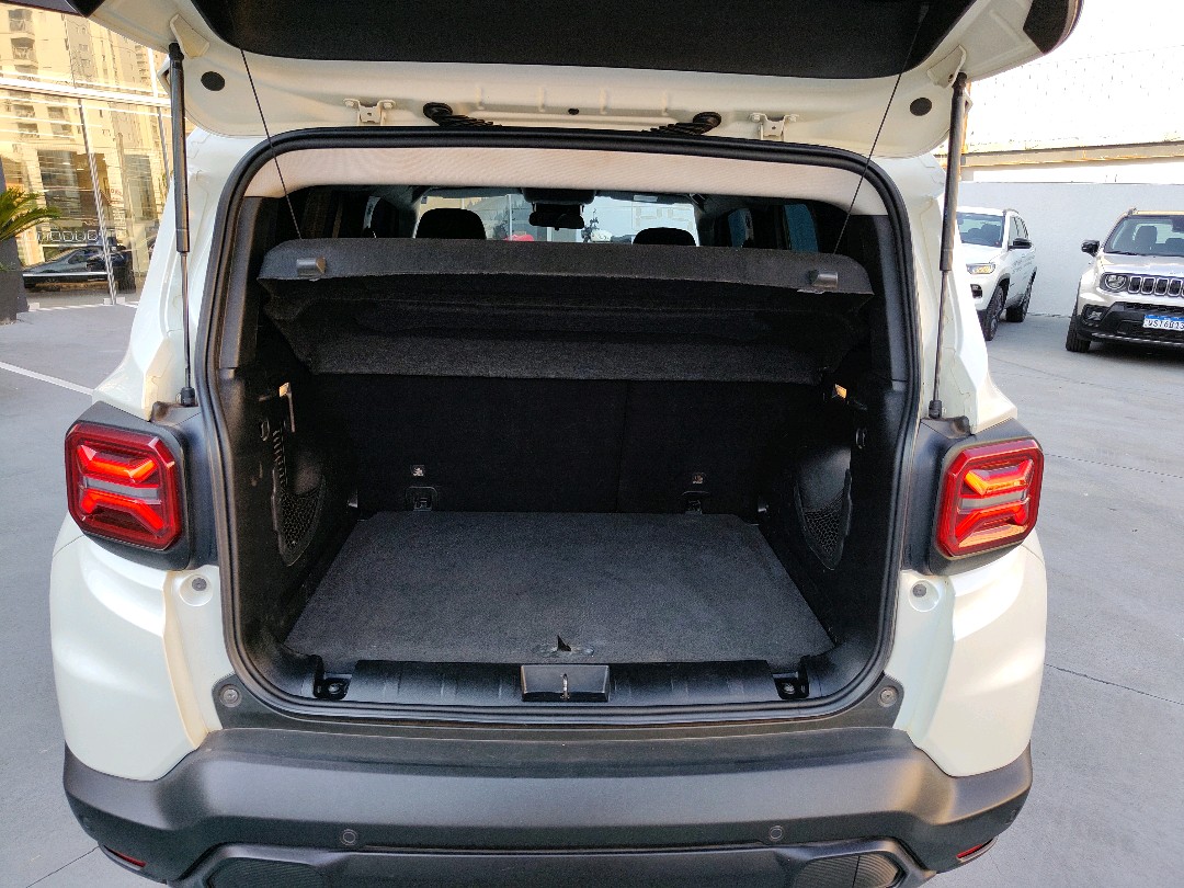 RENEGADE 1.3 T270 TURBO FLEX LONGITUDE AT64