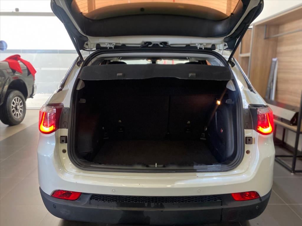 COMPASS 2.0 16V DIESEL LONGITUDE 4X4 AUTOMÁTICO5