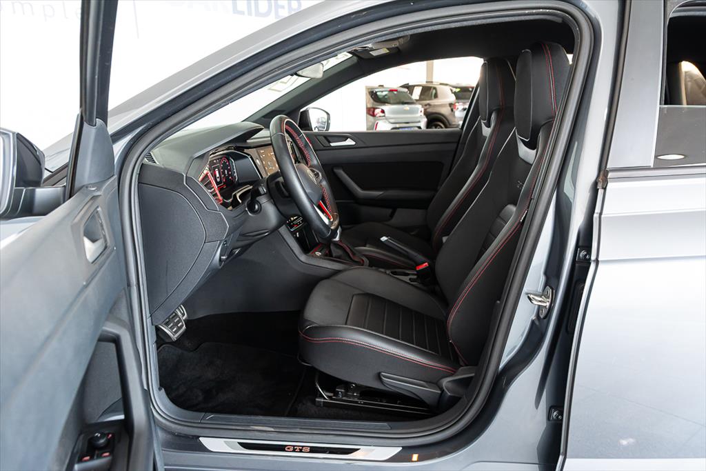POLO 1.4 250 TSI GTS AUTOMÁTICO12