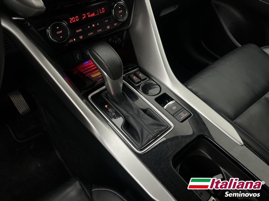 ECLIPSE CROSS 1.5 MIVEC TURBO GASOLINA HPE CVT11