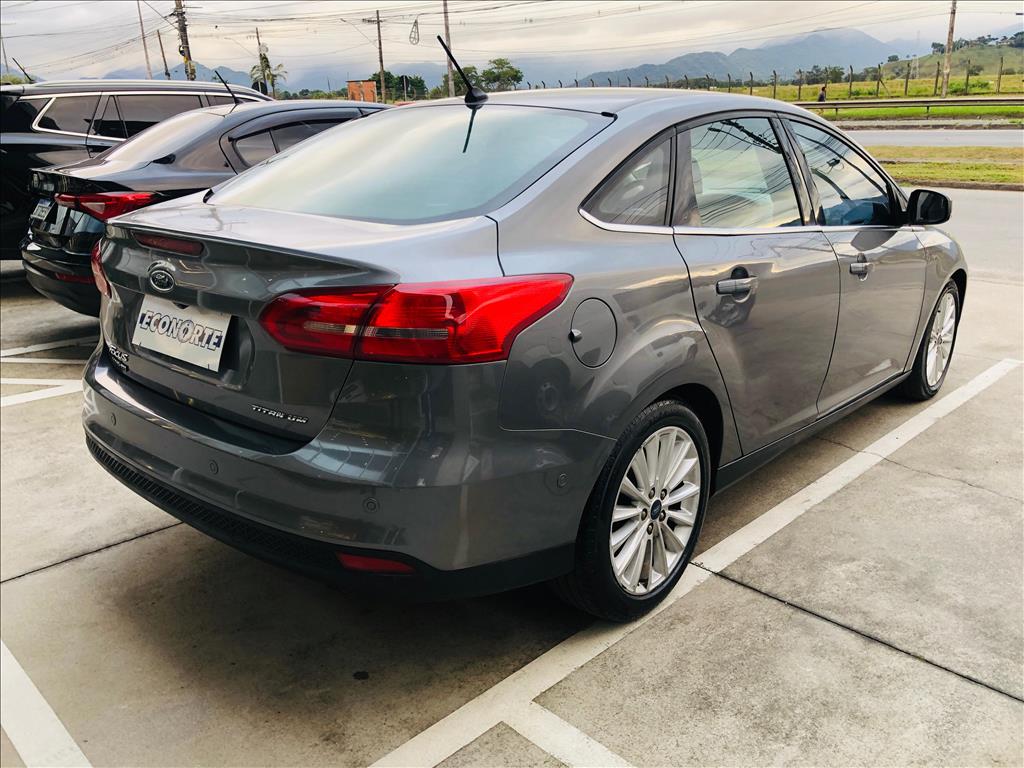 FOCUS 2.0 TITANIUM 16V FLEX 4P POWERSHIFT3