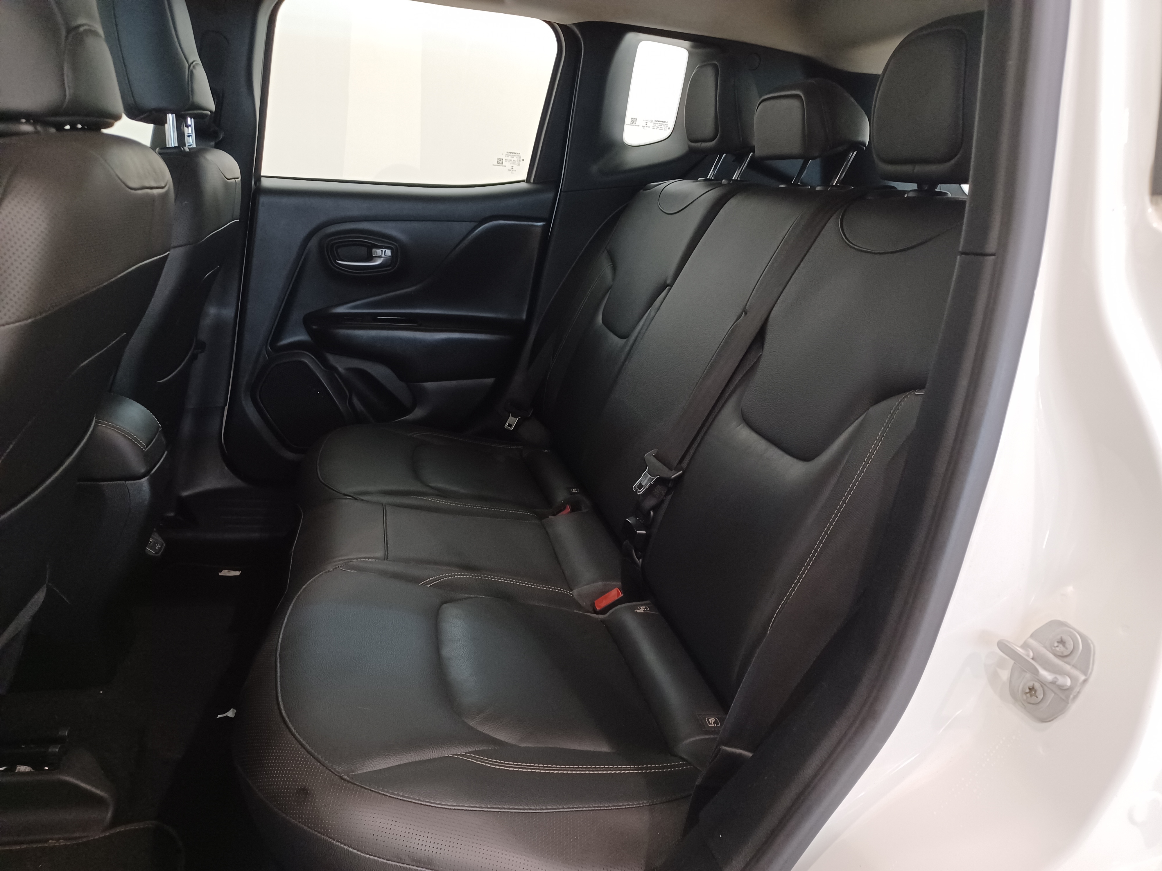 Jeep-RENEGADE-1.8 16V FLEX LONGITUDE 4P AUTOMÁTICO