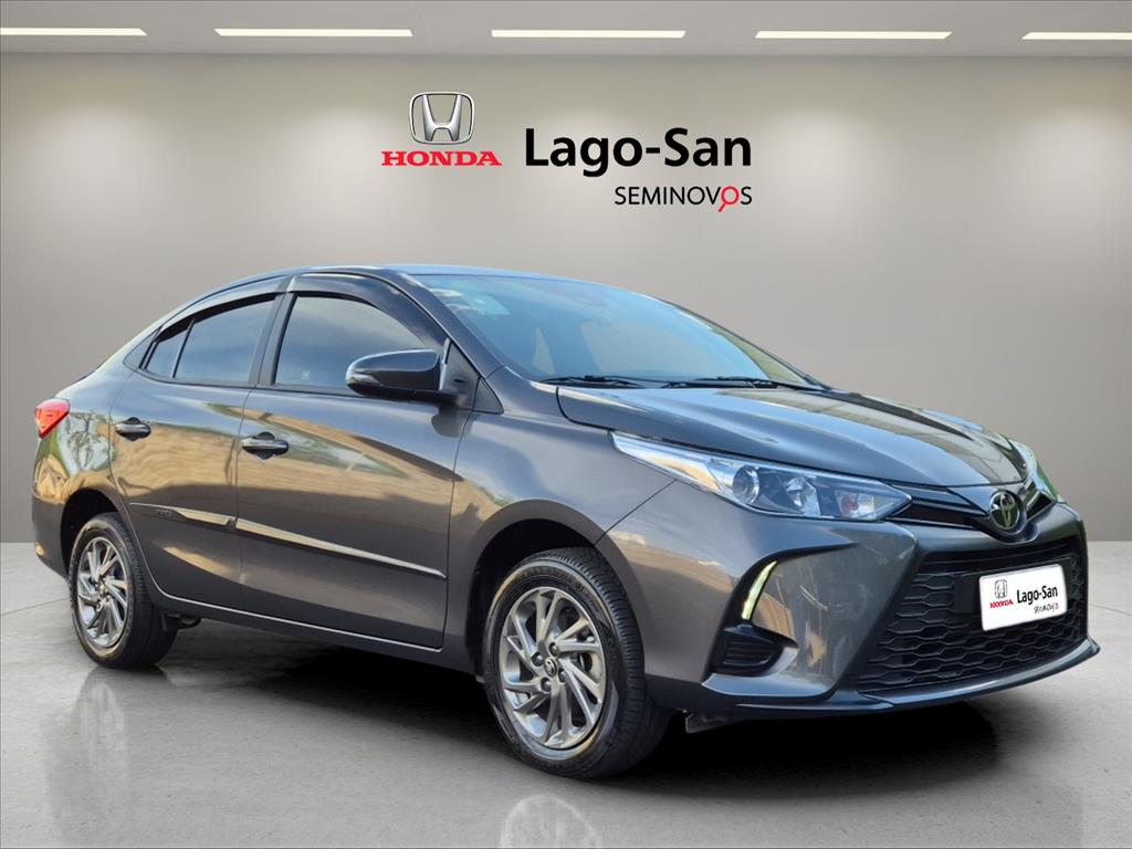 YARIS 1.5 16V FLEX SEDAN XS CONNECT MULTIDRIVE7