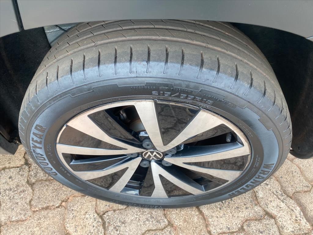 TAOS 1.4 250 TSI TOTAL FLEX HIGHLINE AUTOMÁTICO15