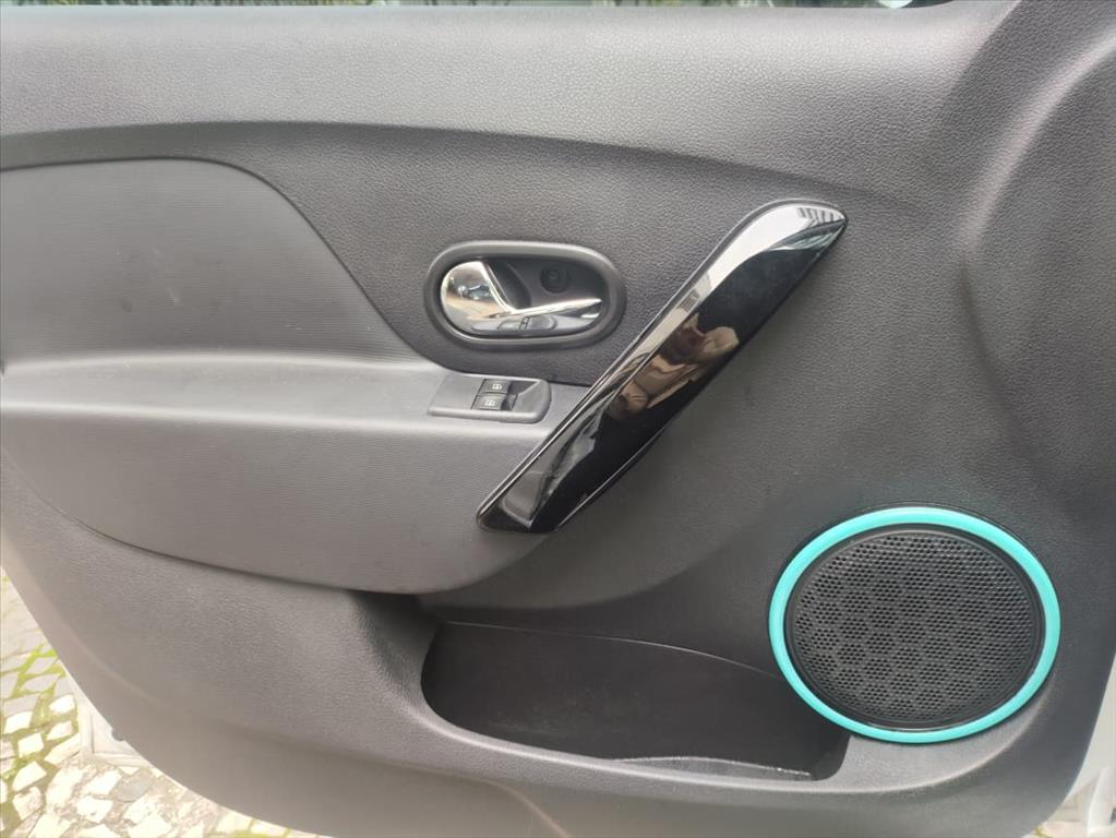 SANDERO 1.0 12V SCE FLEX VIBE MANUAL17