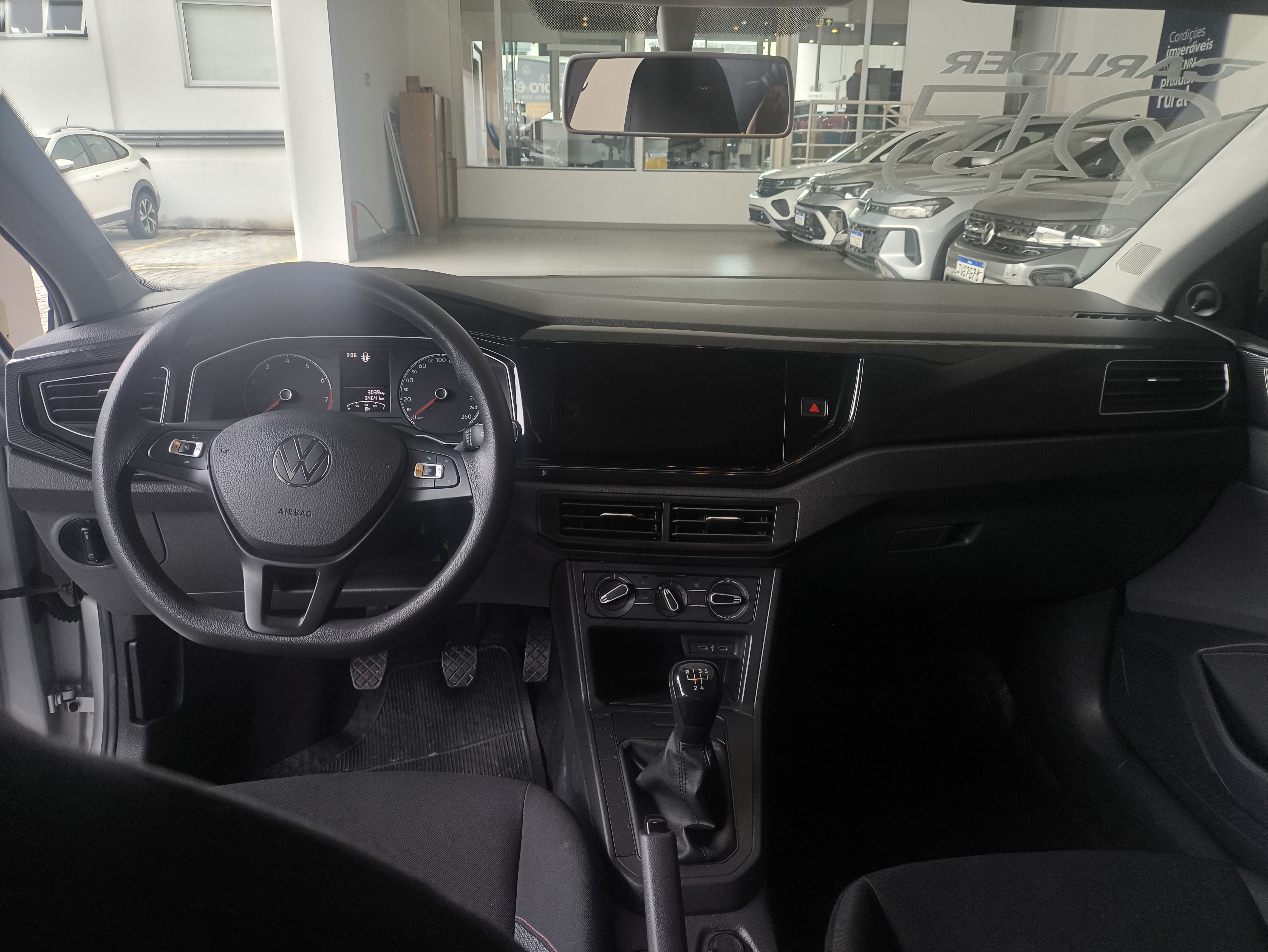 POLO 1.0 MPI TRACK MANUAL11