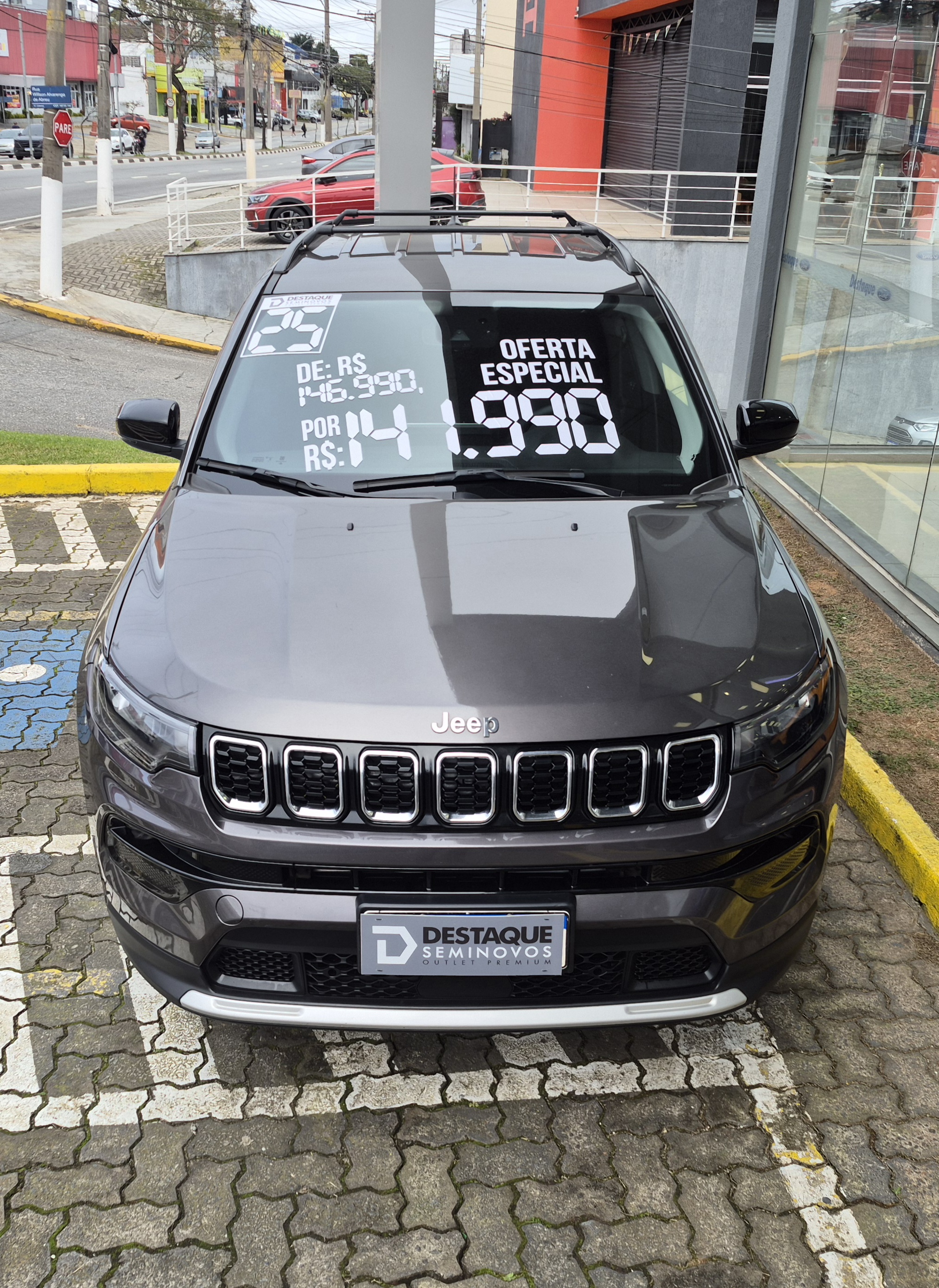 Foto ilustrativa do carro