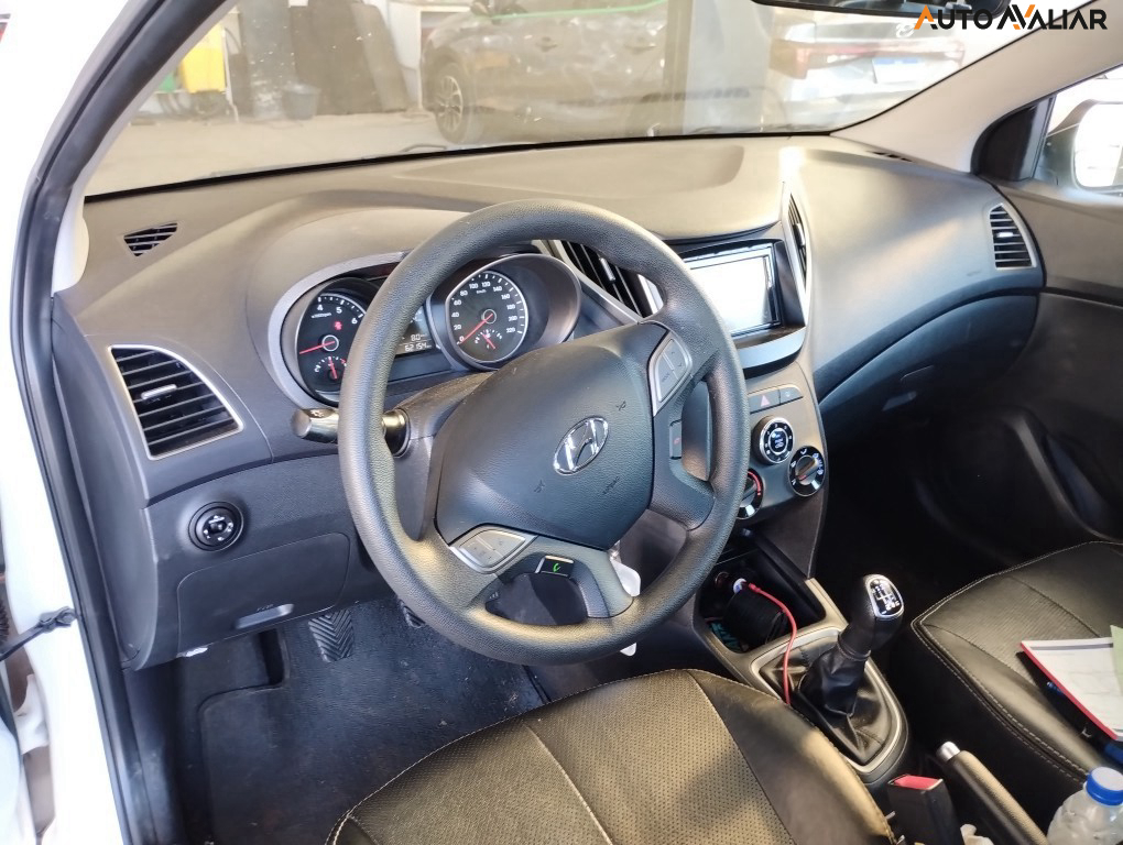 HB20 1.6 COMFORT PLUS 16V FLEX 4P MANUAL