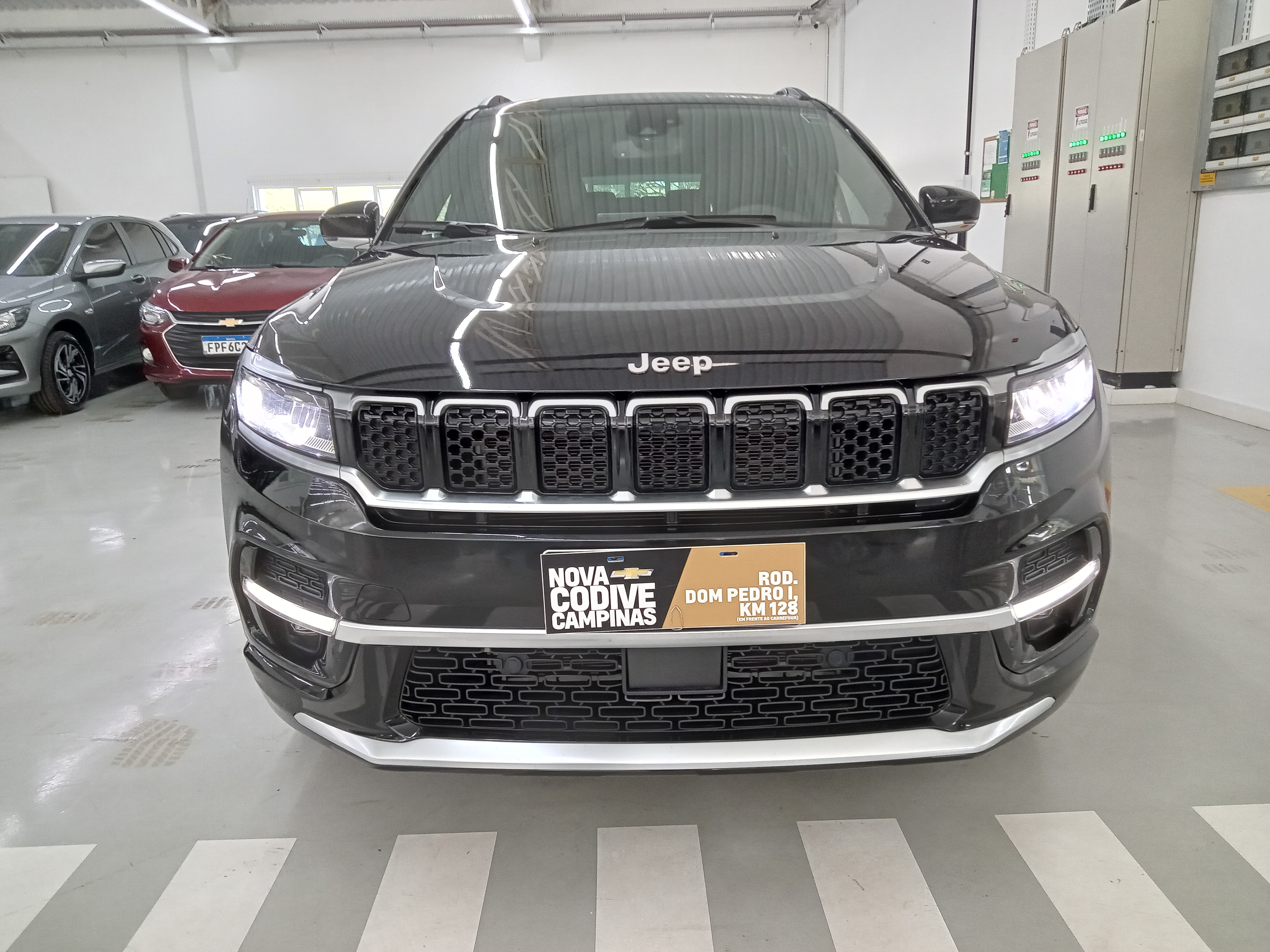 COMMANDER 1.3 T270 TURBO FLEX OVERLAND AT64