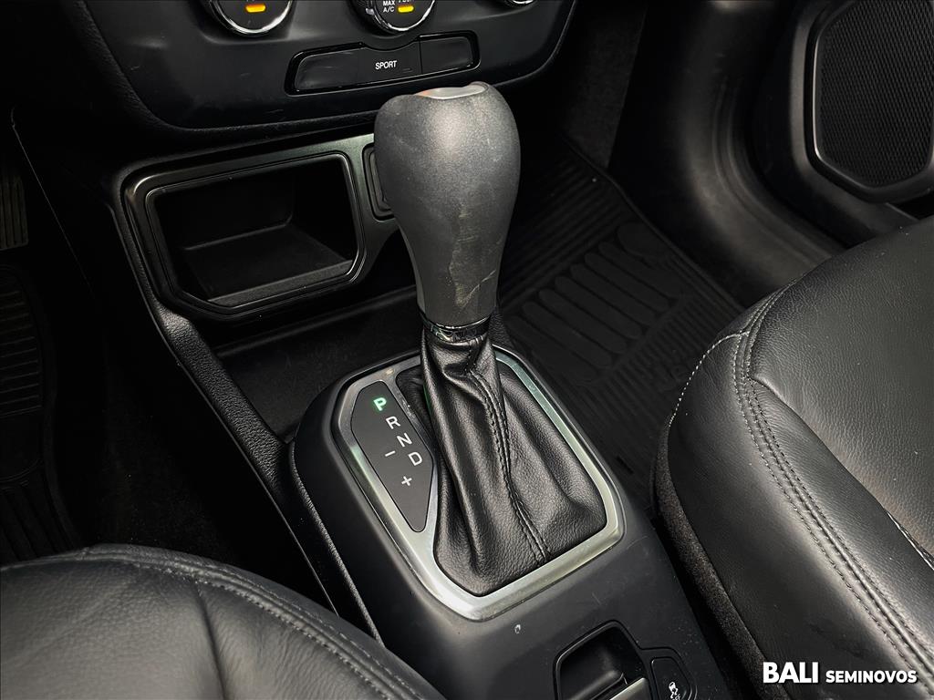 RENEGADE 1.3 T270 TURBO FLEX AT615