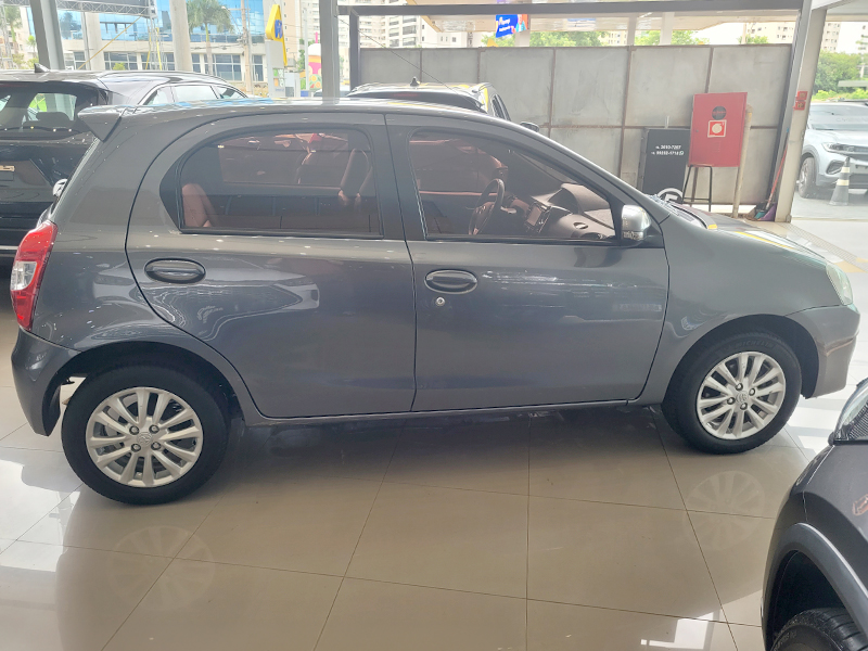 ETIOS 1.5 XLS 16V FLEX 4P MANUAL3