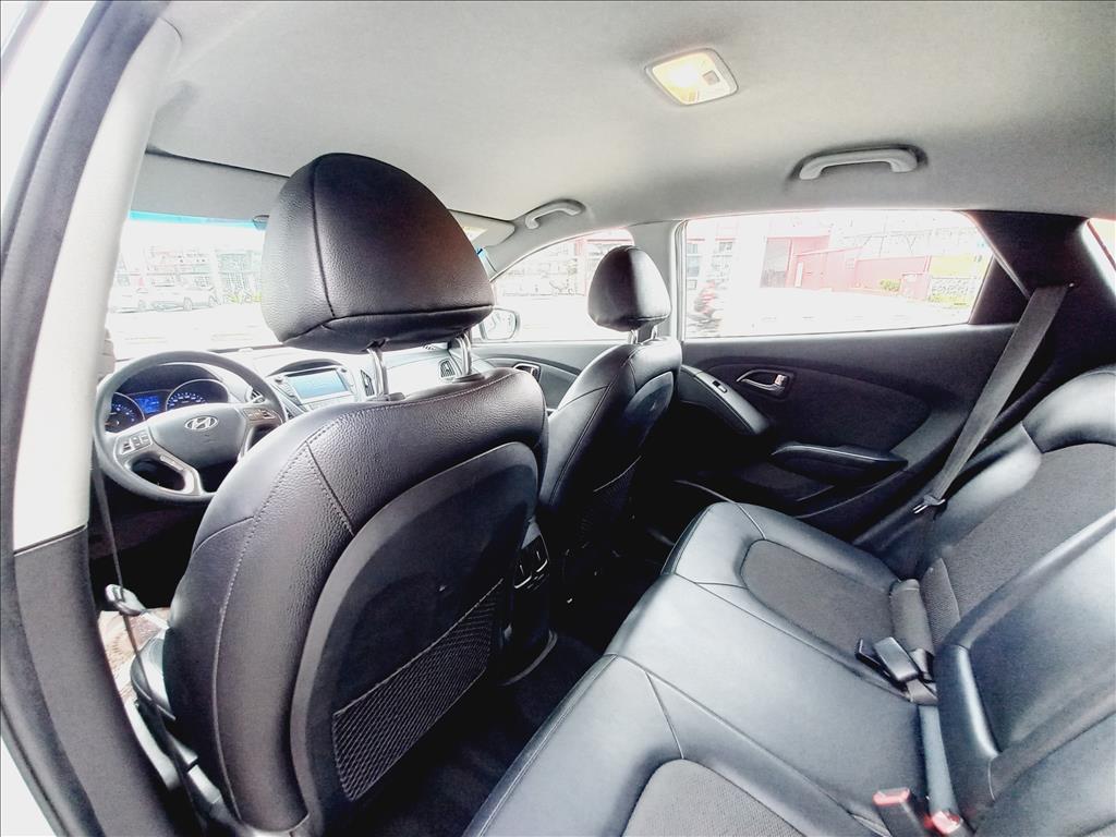 Foto ilustrativa do carro