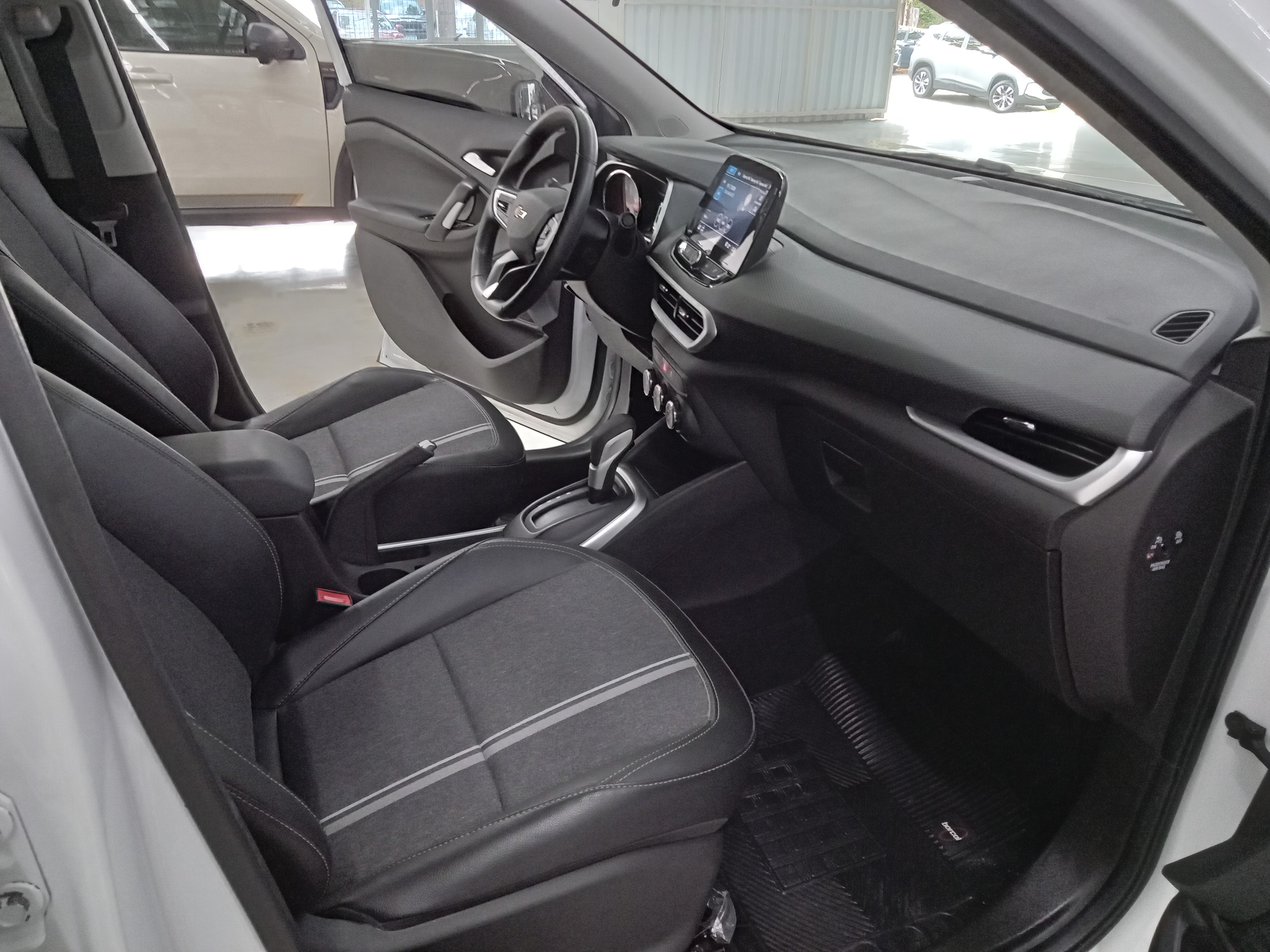 TRACKER 1.0 TURBO FLEX LTZ AUTOMÁTICO10