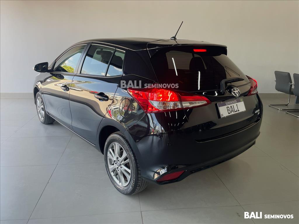 YARIS 1.5 16V FLEX XL PLUS CONNECT MULTIDRIVE7