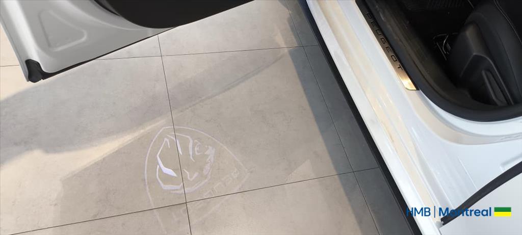 208 1.0 TURBO 200 HYBRID GT CVT13