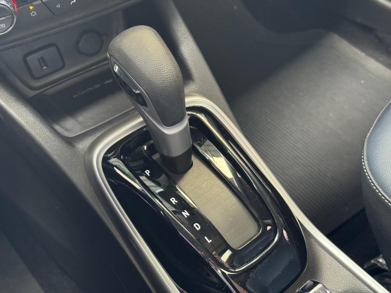 TRACKER 1.2 TURBO FLEX PREMIER AUTOMÁTICO10