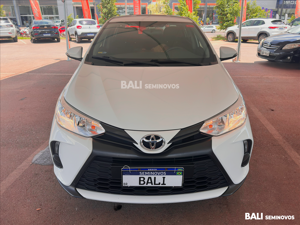 YARIS 1.5 16V FLEX SEDAN XL LIVE MULTIDRIVE2
