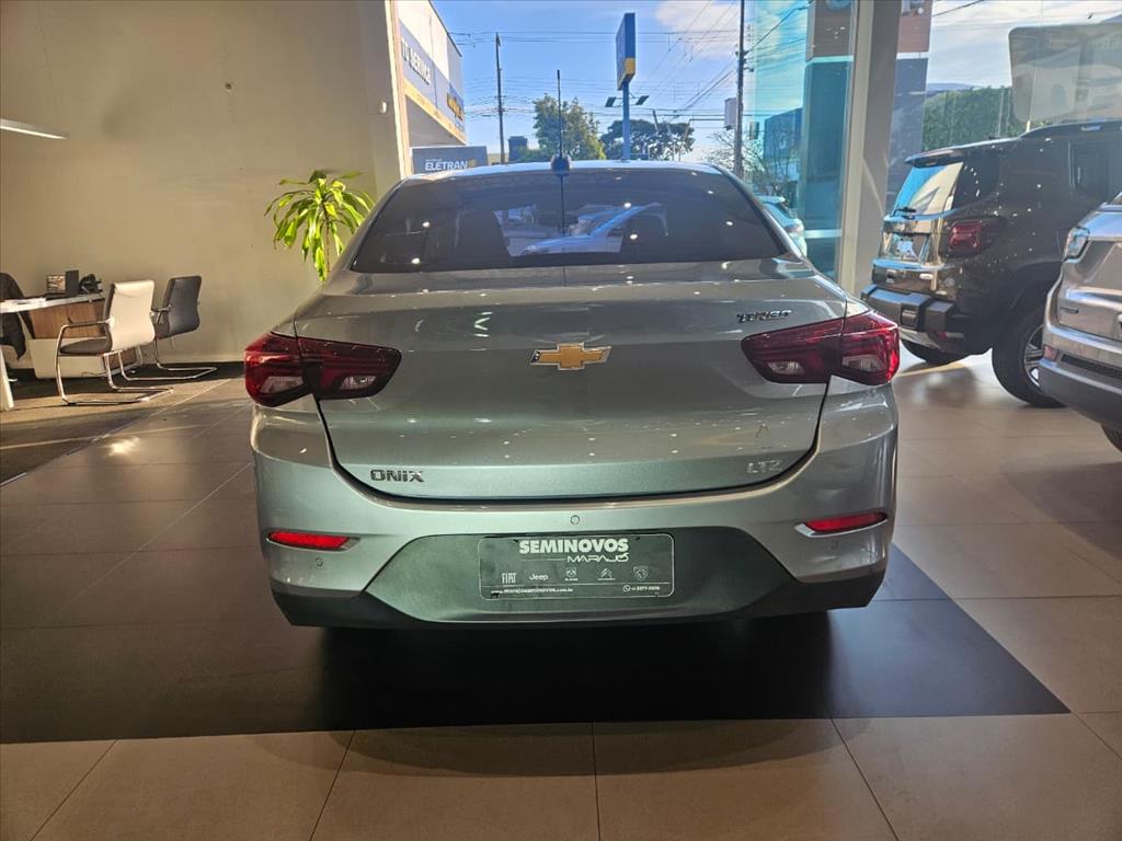 ONIX PLUS 1.0 TURBO FLEX AUTOMÁTICO12