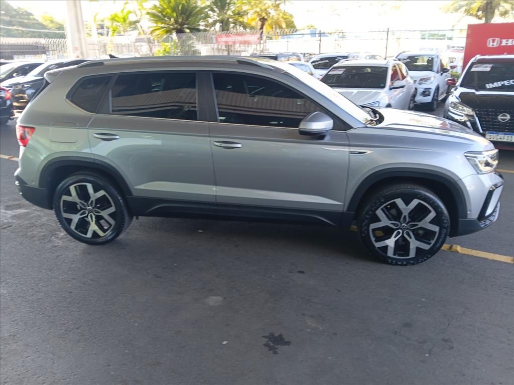 TAOS 1.4 250 TSI TOTAL FLEX HIGHLINE AUTOMÁTICO4