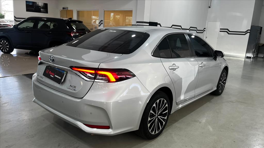 COROLLA 1.8 VVT-I HYBRID FLEX ALTIS PREMIUM CVT4