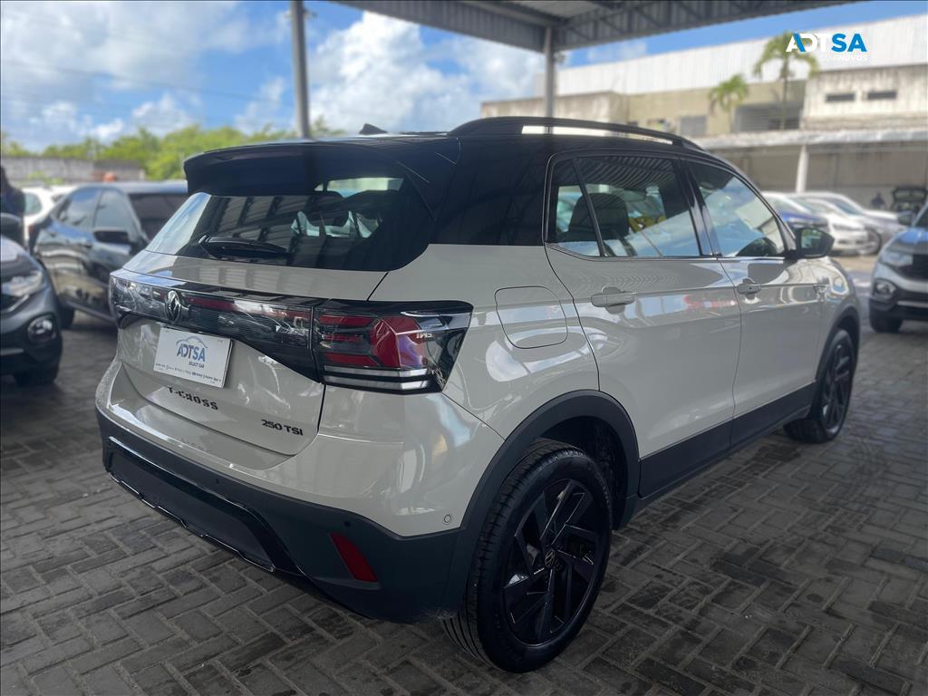 VOLKSWAGEN T-CROSS 1.4 250 TSI TOTAL FLEX HIGHLINE AUTOMÁTICO