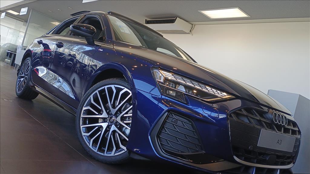 A3 2.0 40 TFSI GASOLINA SEDAN PERFORMANCE BLACK S-TRONIC6