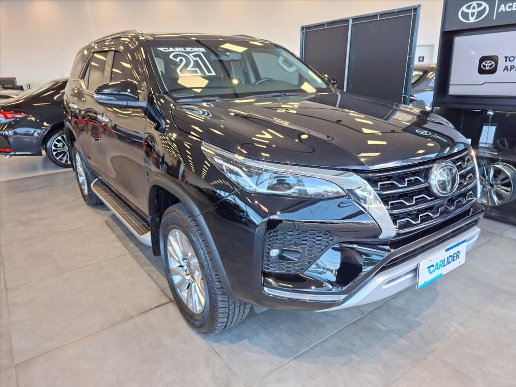 HILUX SW4 2.8 D-4D TURBO DIESEL SRX 4X4 AUTOMÁTICO2