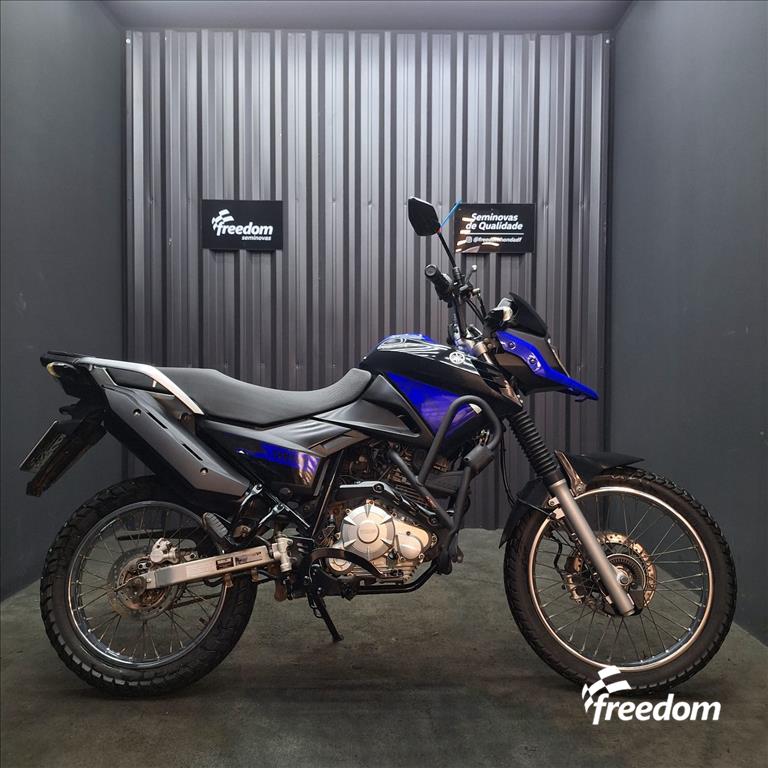 Moto YAMAHA do modelo XTZ 150 CROSSER Z 2023/2024