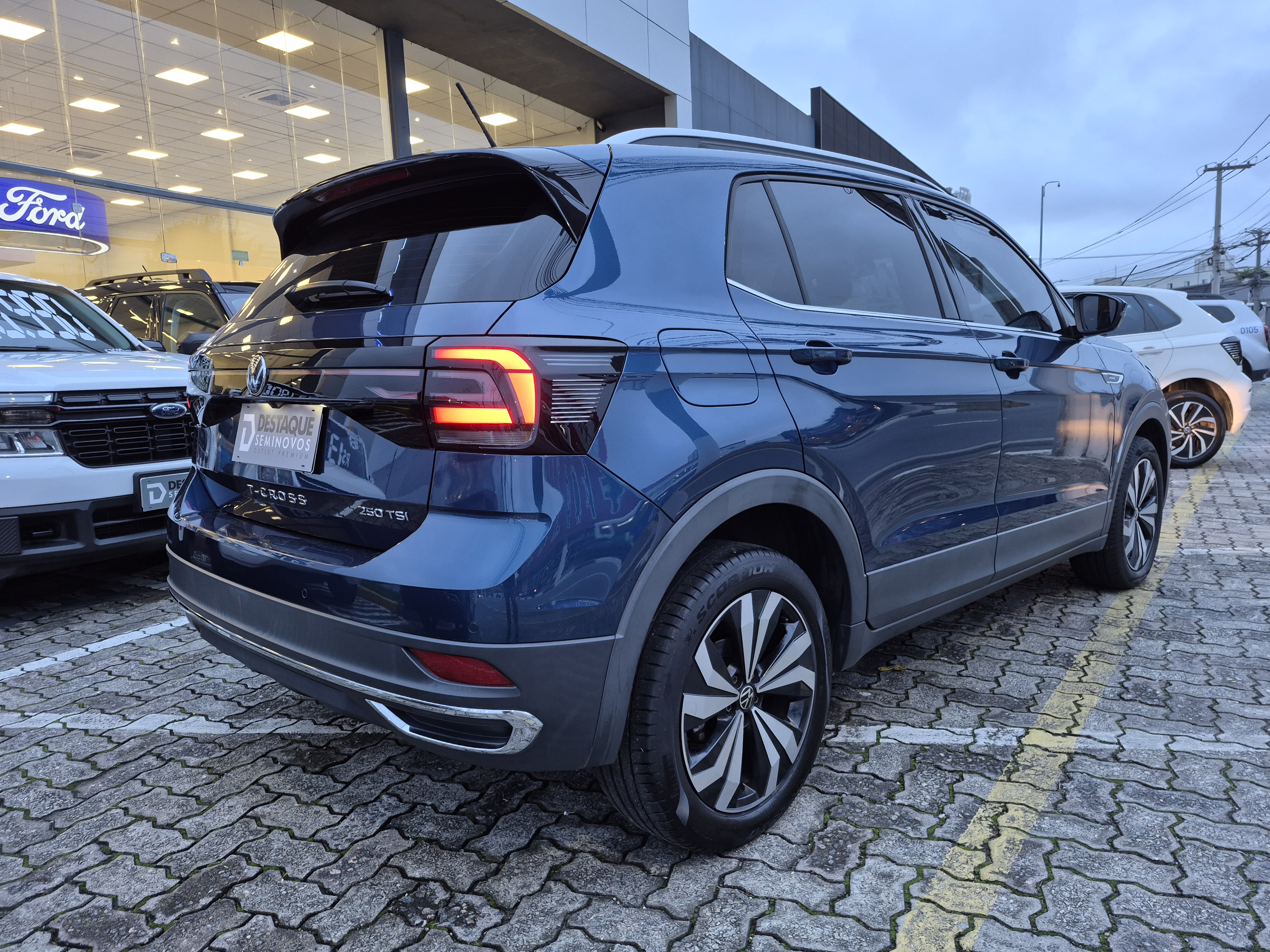 Foto ilustrativa do carro