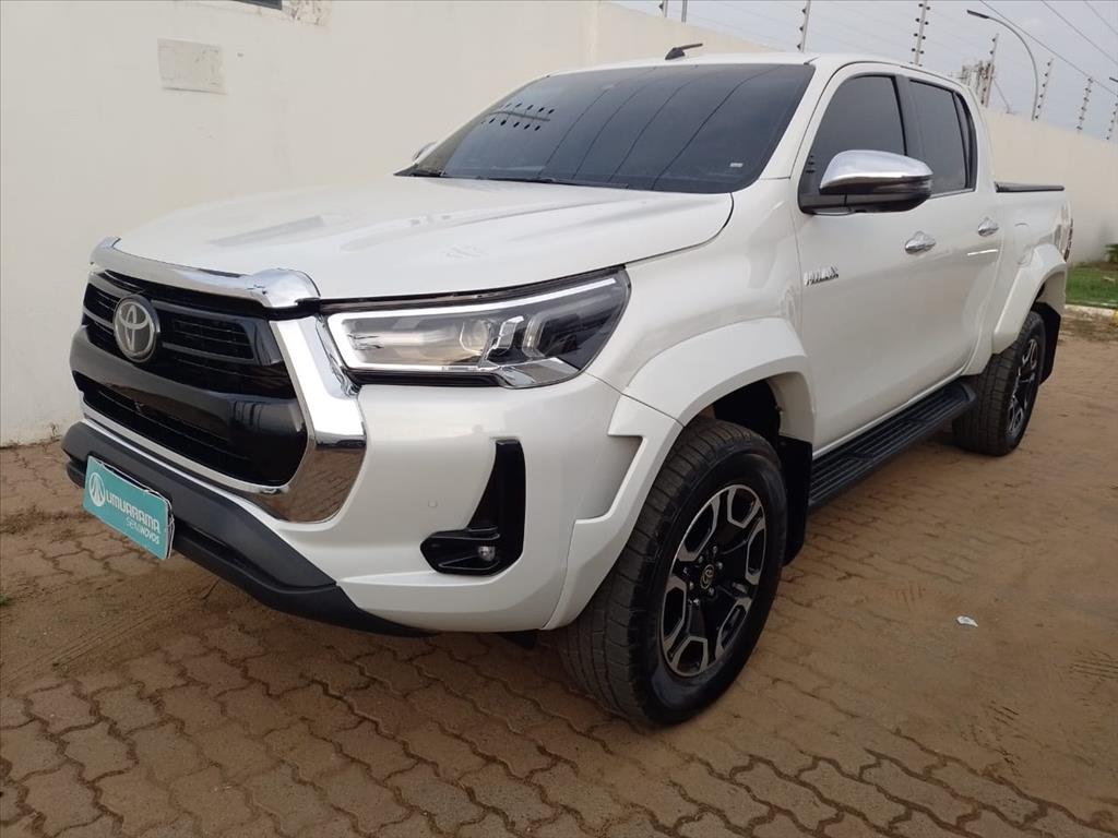 HILUX 2.8 D-4D TURBO DIESEL CD SRX 4X4 AUTOMÁTICO