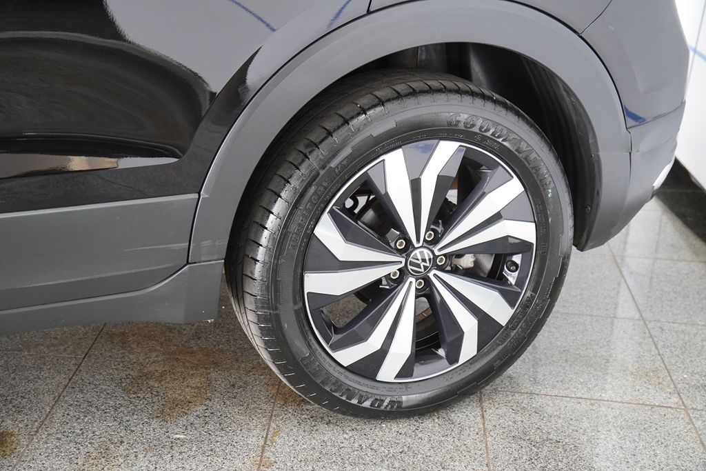 T-CROSS 1.0 200 TSI TOTAL FLEX COMFORTLINE AUTOMÁTICO4