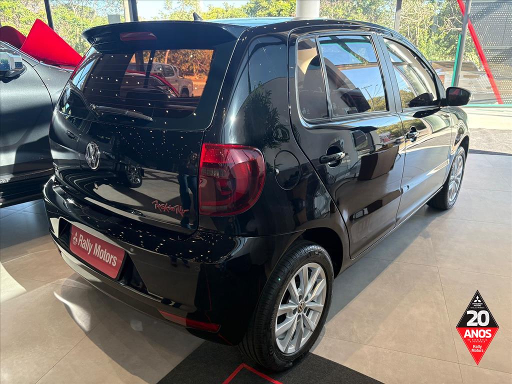 Volkswagen-FOX-1.6 MI ROCK IN RIO 8V FLEX 4P MANUAL