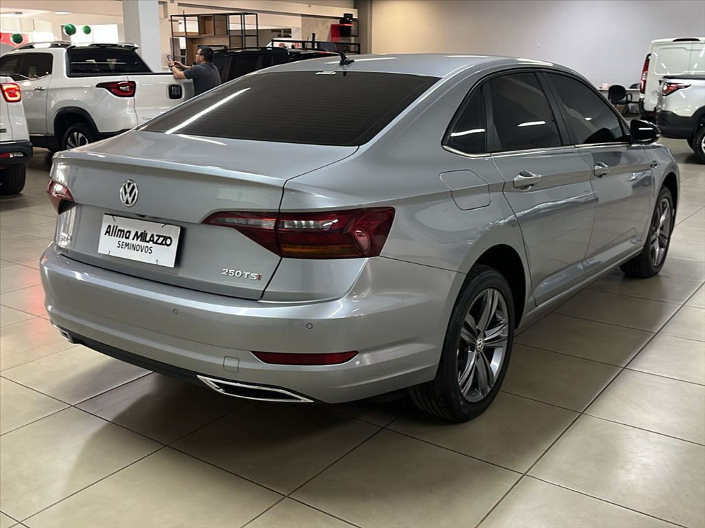 JETTA 1.4 250 TSI TOTAL FLEX R-LINE TIPTRONIC JETTA 1.4 250 TSI TOTAL FLEX R-LINE TIPTRONIC