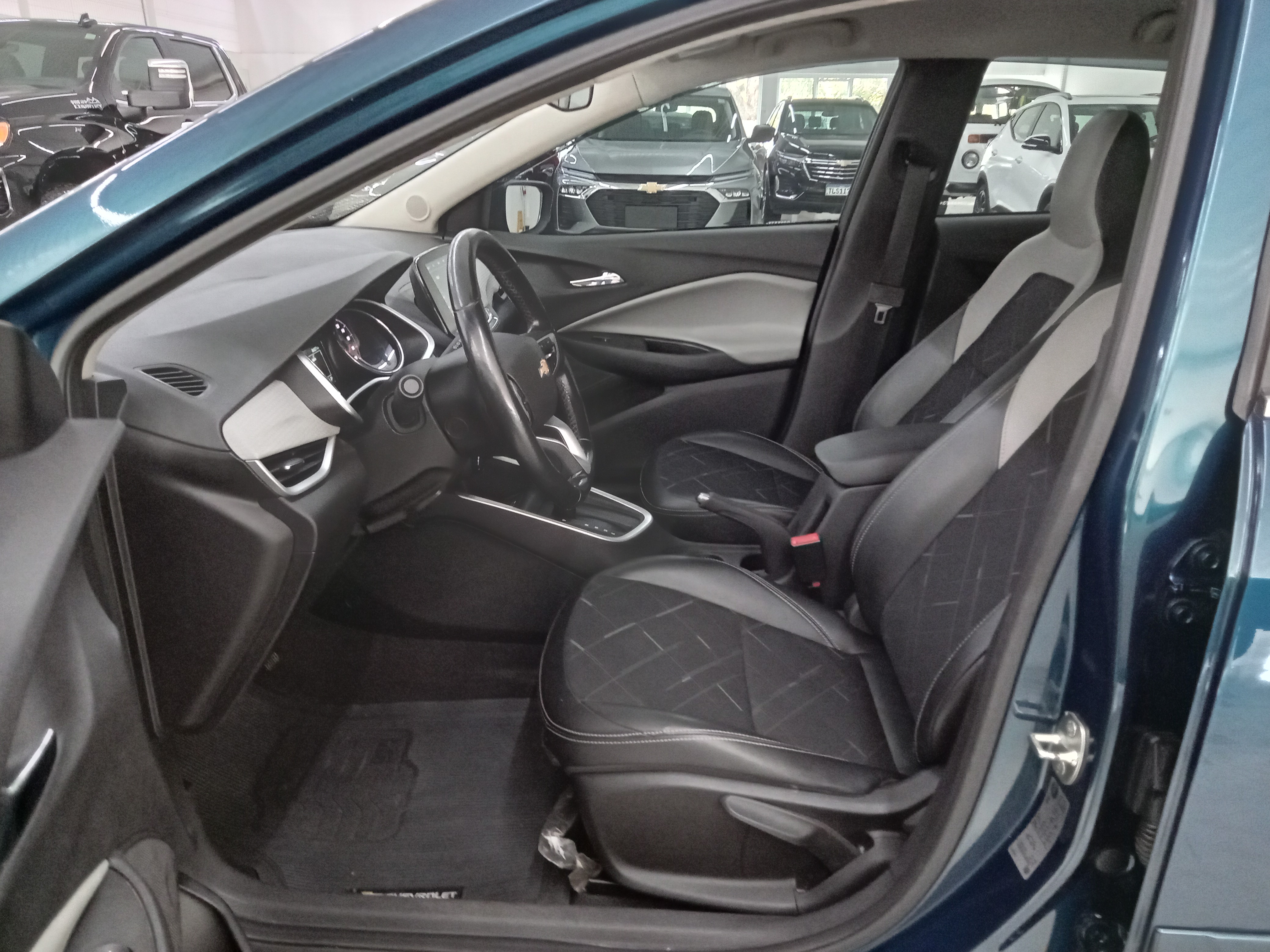 ONIX 1.0 TURBO FLEX PREMIER AUTOMÁTICO7