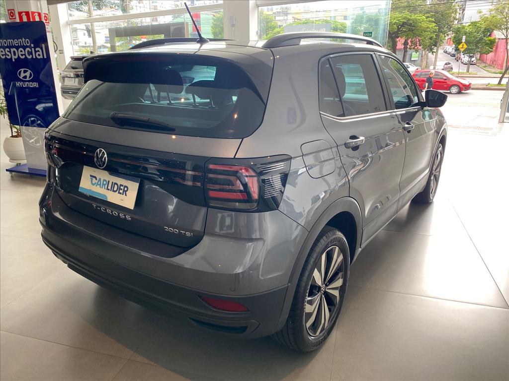 T-CROSS 1.0 200 TSI TOTAL FLEX AUTOMÁTICO3