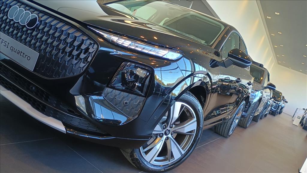 Q3 2.0 TFSI GASOLINA SPORTBACK LAUNCH EDITION QUATTRO S TRONIC3