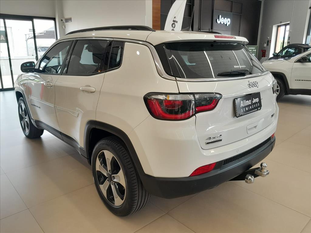 COMPASS 2.0 16V DIESEL LONGITUDE 4X4 AUTOMÁTICO COMPASS 2.0 16V DIESEL LONGITUDE 4X4 AUTOMÁTICO