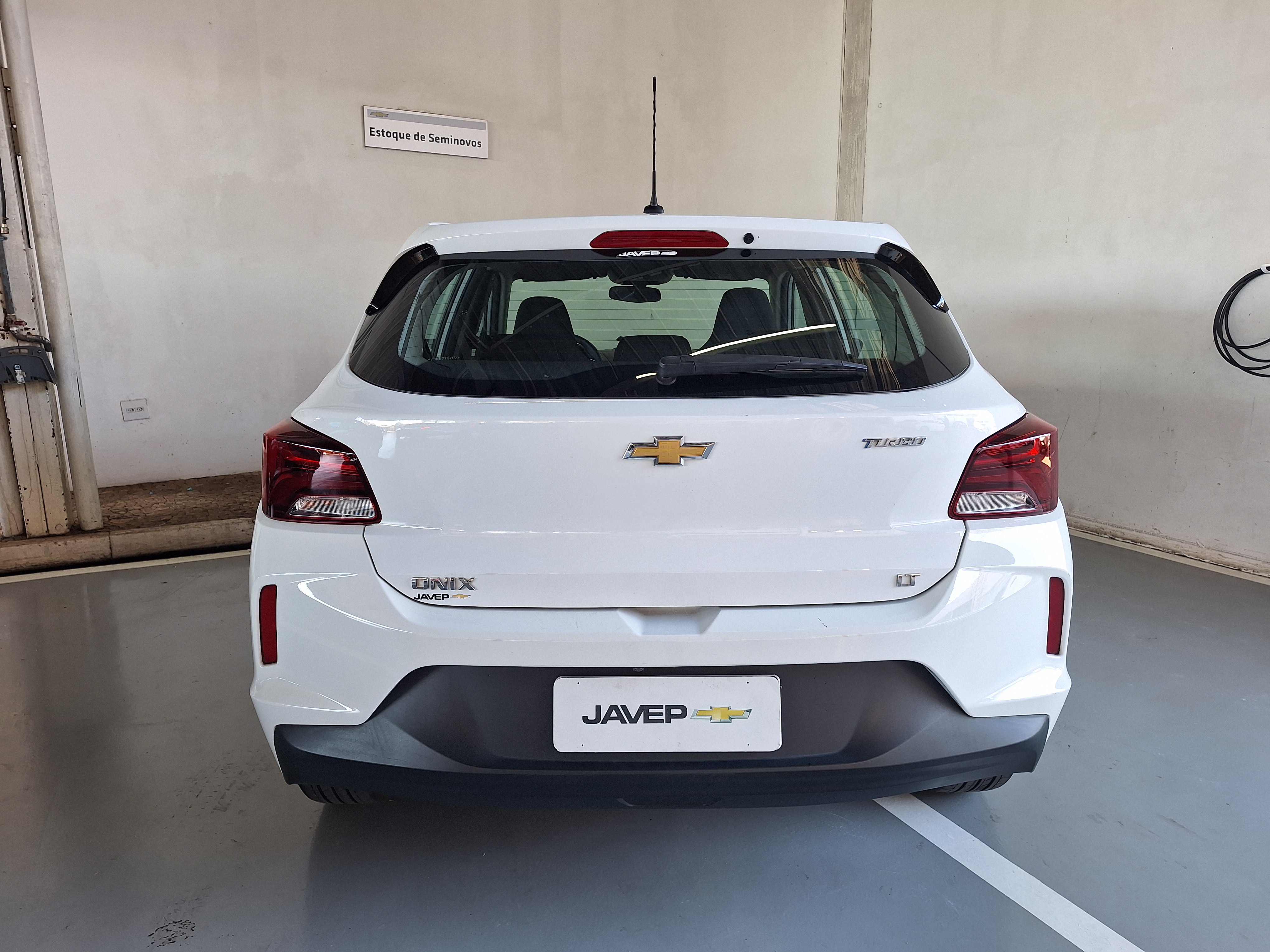 GM - Chevrolet-ONIX-1.0 TURBO FLEX LT MANUAL