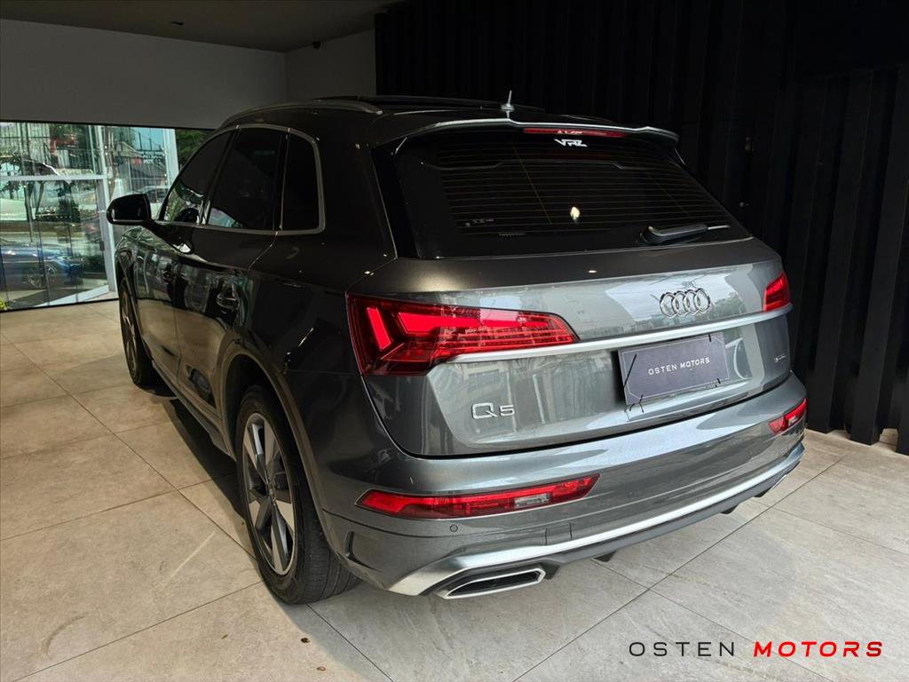 Audi-Q5-2.0 45 TFSI GASOLINA S LINE BLACK QUATTRO S TRONIC