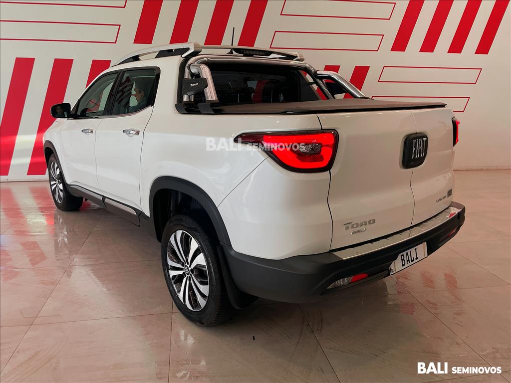 TORO 1.3 TURBO 270 FLEX VOLCANO AT64