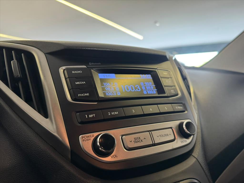 HB20S 1.0 COMFORT PLUS 12V FLEX 4P MANUAL10