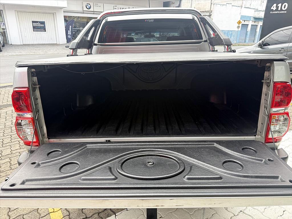 Toyota Hilux - 3.0 SRV 4X4 CD 16V TURBO INTERCOOLER DIESEL 4P AUTOMÁTICO