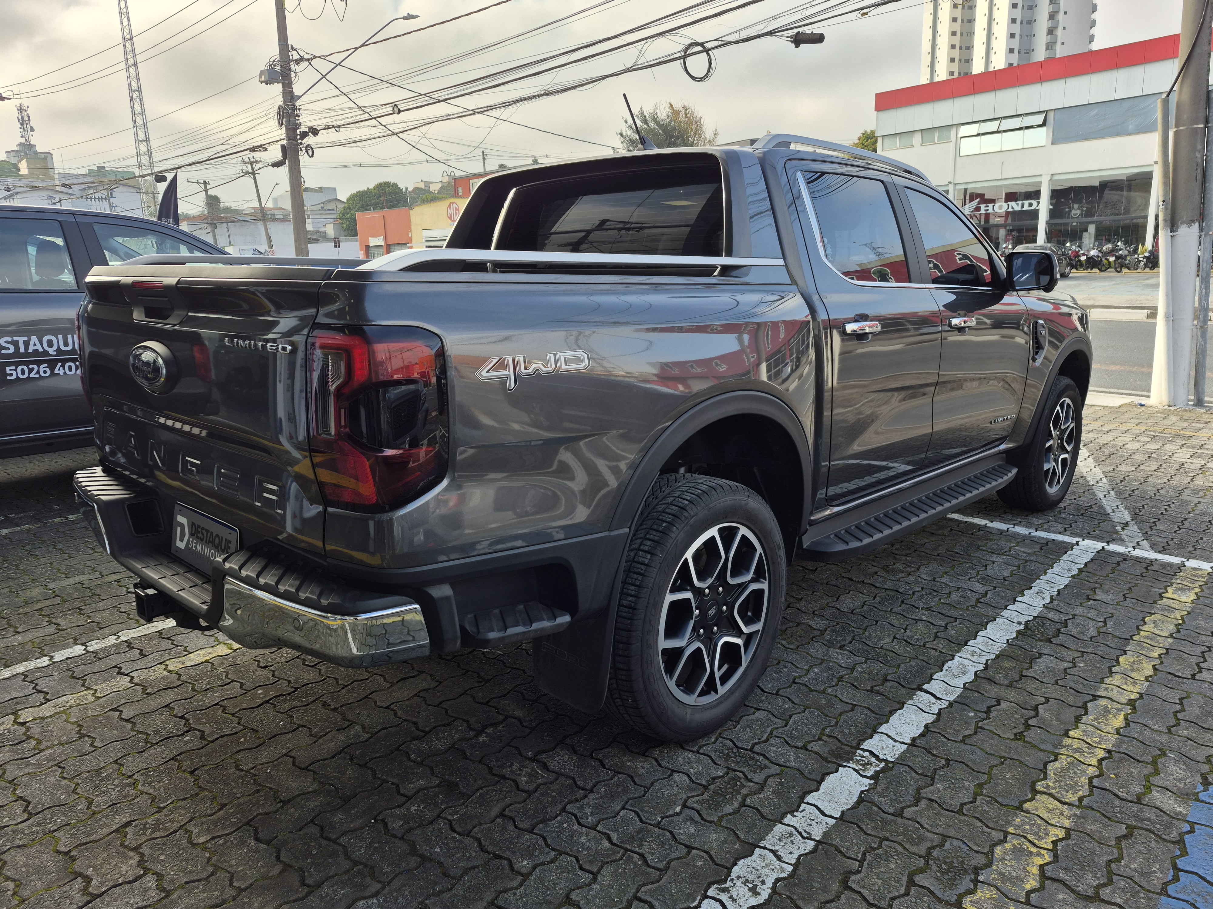 Foto ilustrativa do carro