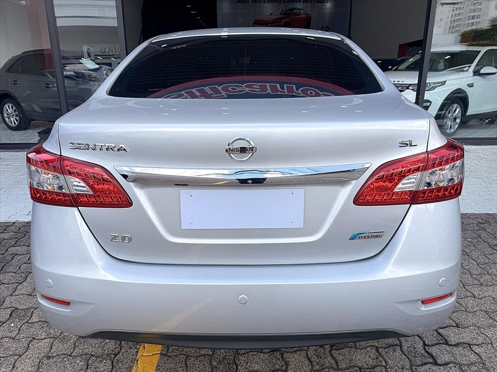 Nissan Sentra - 2.0 SL 16V FLEX 4P AUTOMÁTICO