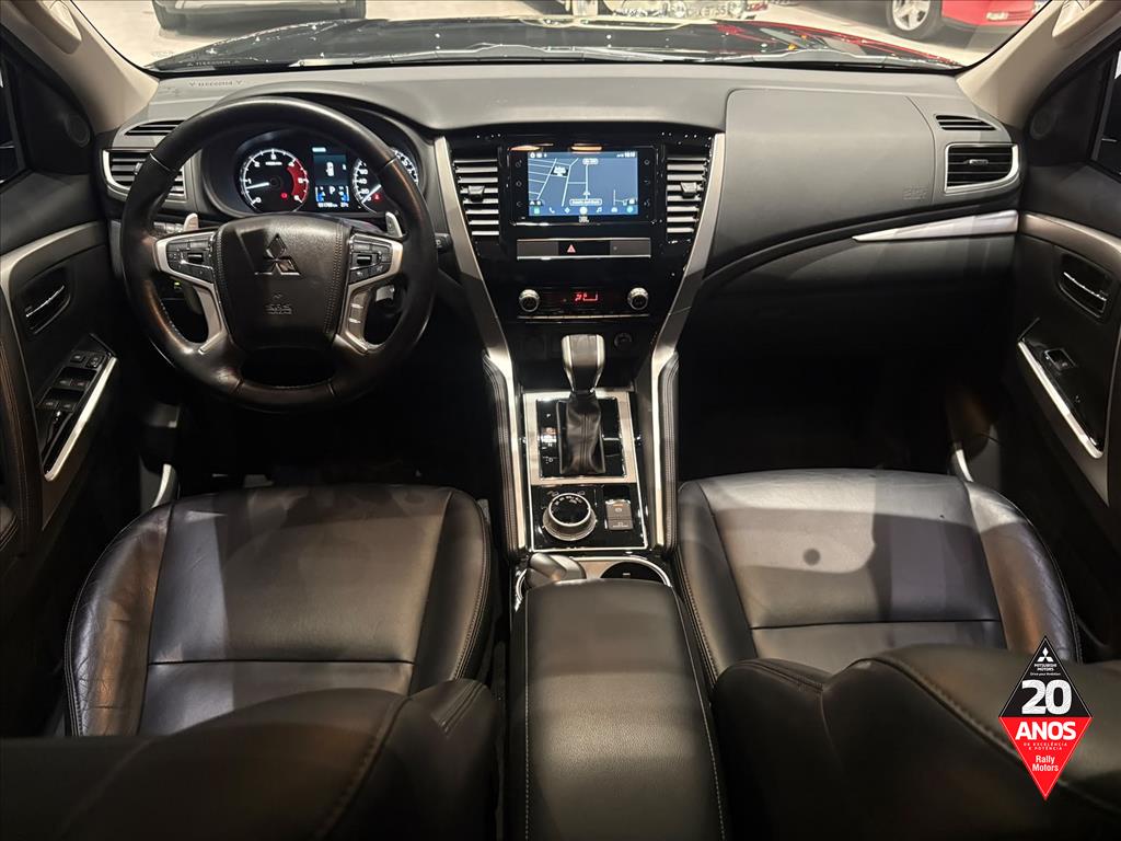 Mitsubishi-PAJERO SPORT-2.4 16V MIVEC TURBO DIESEL HPE AWD AUTOMÁTICO