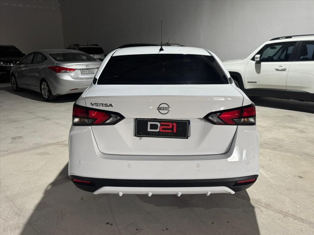 Nissan-VERSA-1.6 16V FLEX ADVANCE XTRONIC